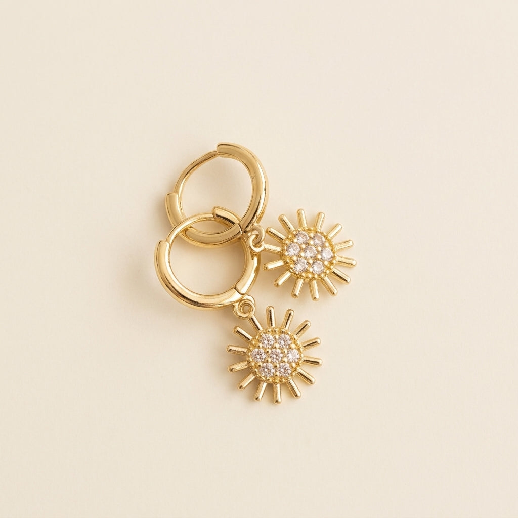 AROS COLAGANTES SOL DORADO CON CIRCONES PAVE