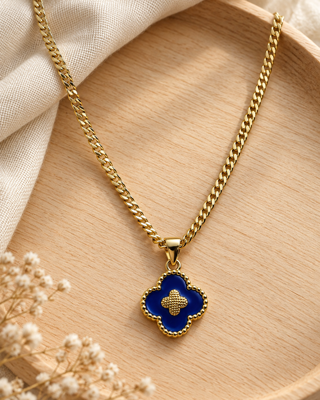 COLLAR TREBOL AZUL